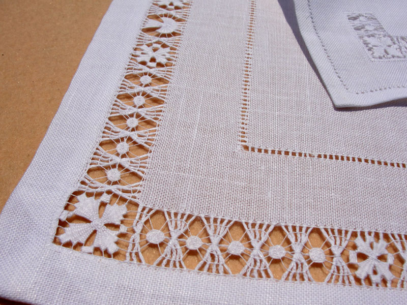 Teneriff lace placemat set Le Tavole